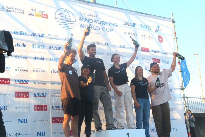 2025_World Tour Ranking ChanpagneFight_awardceremony1