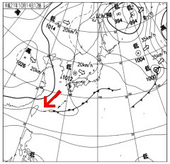 事故当日12時の実況天気図｡高気圧の吹き出しによる北東風が吹いていたことが､天気図からもわかる｡